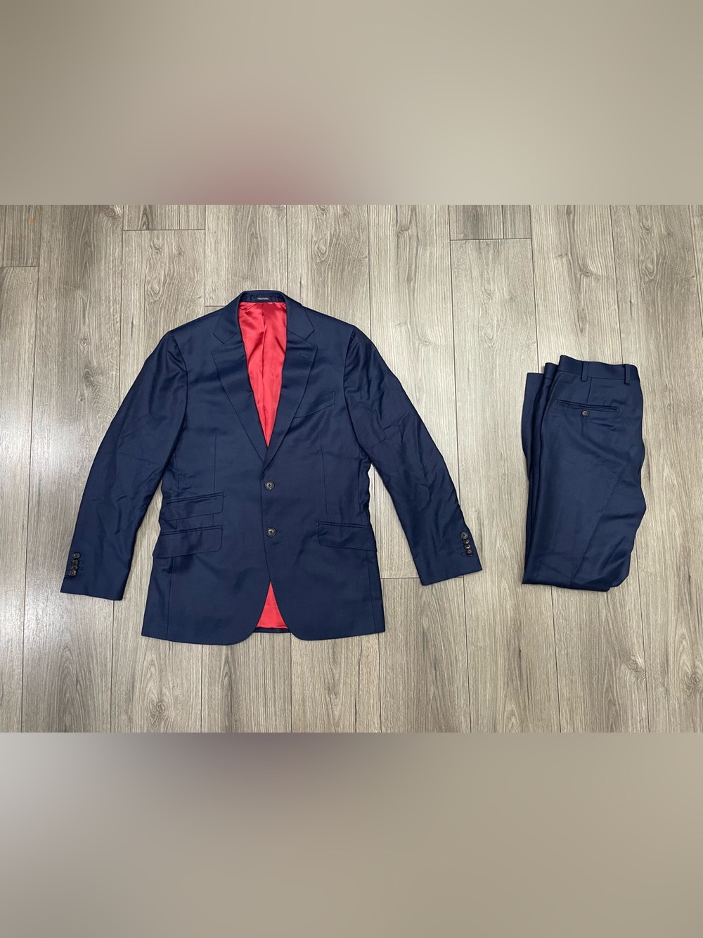 Suitsupply "Seinna" Full Suit 100% Pure Wool size 38R